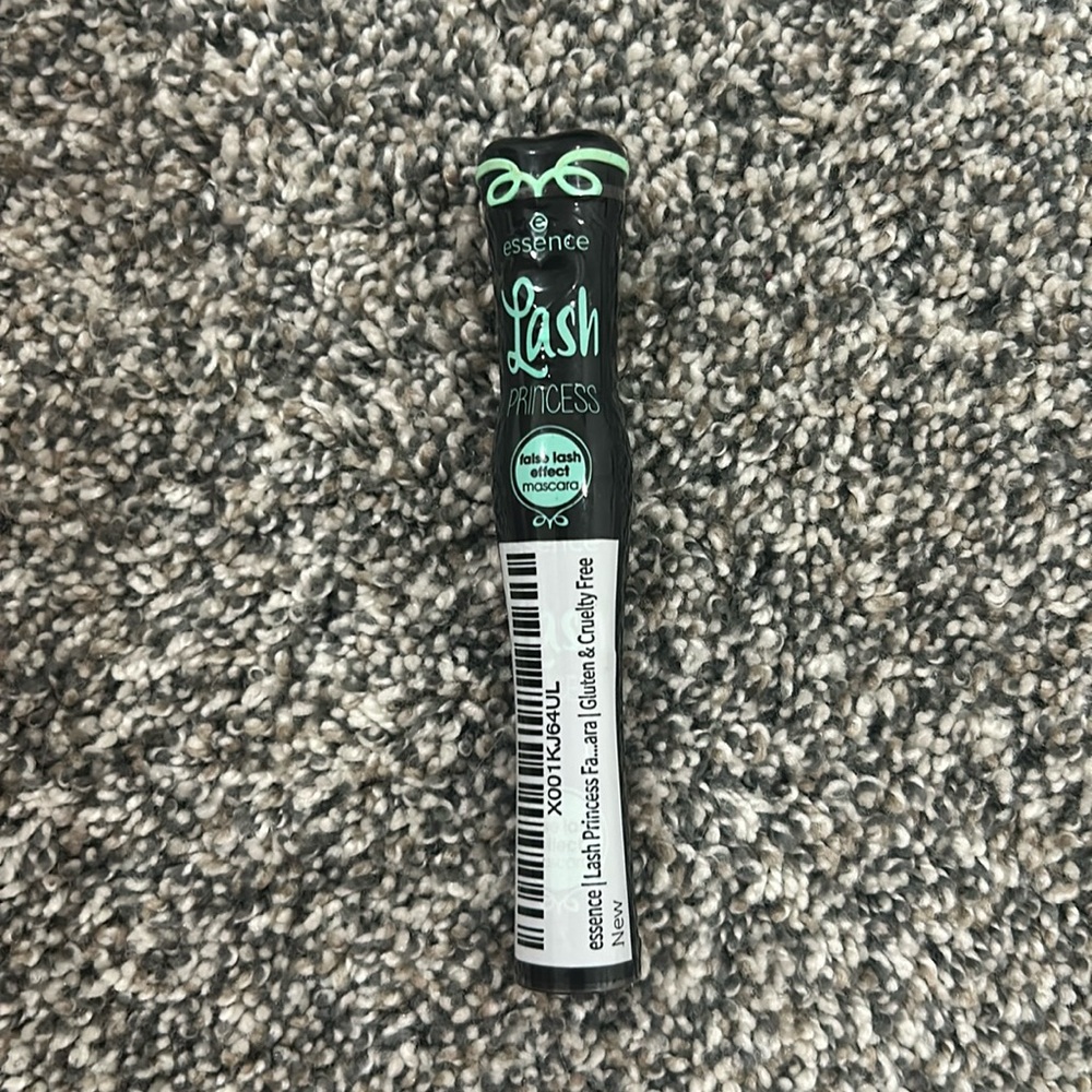 mascara